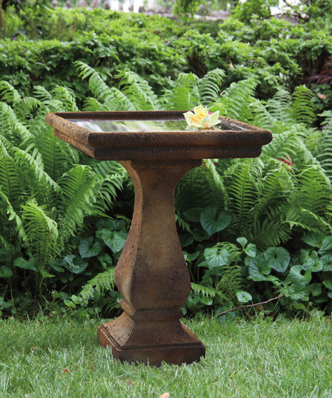 Chelsea Square Bird Bath
